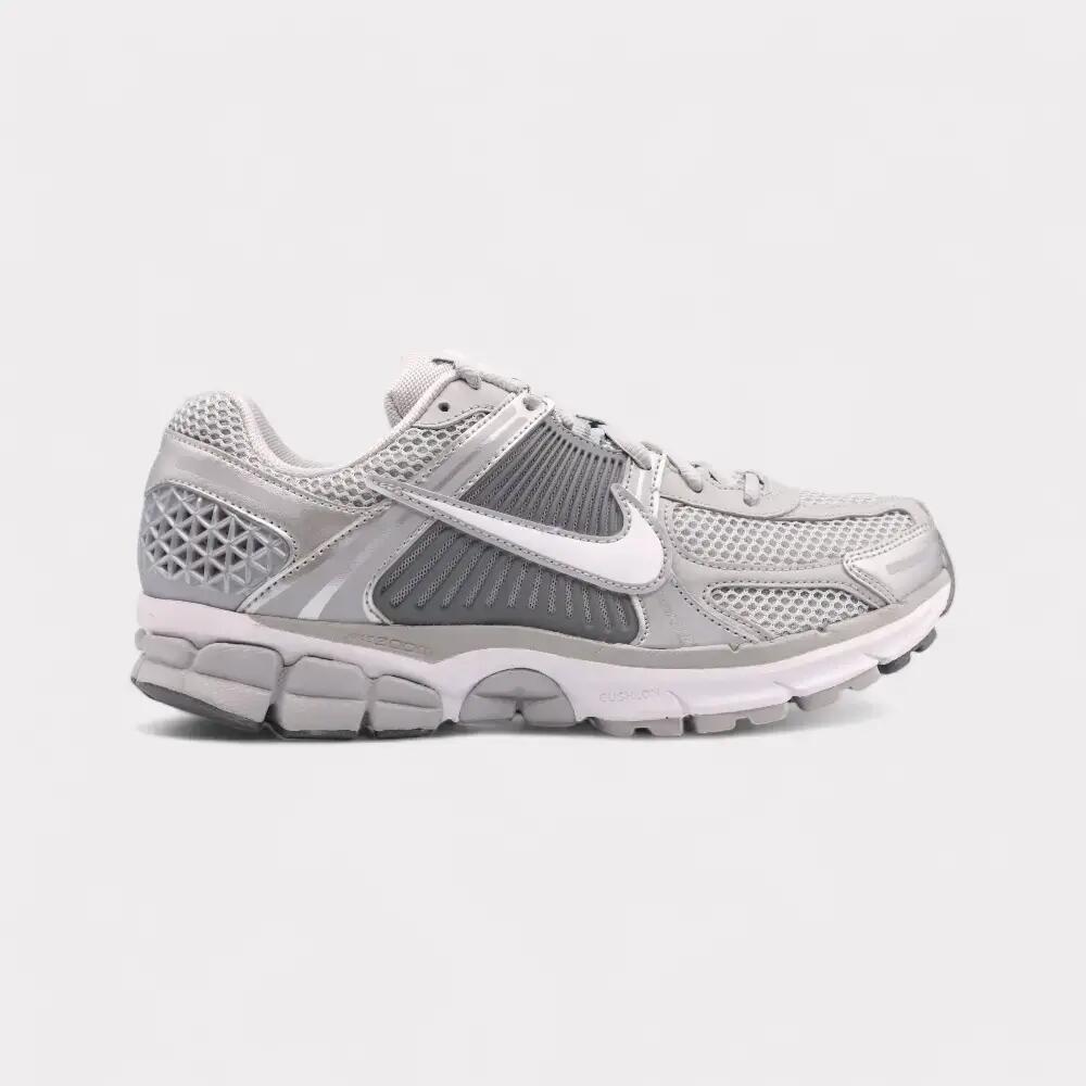 Nike Zoom Vomero 5 - Wolf Grey