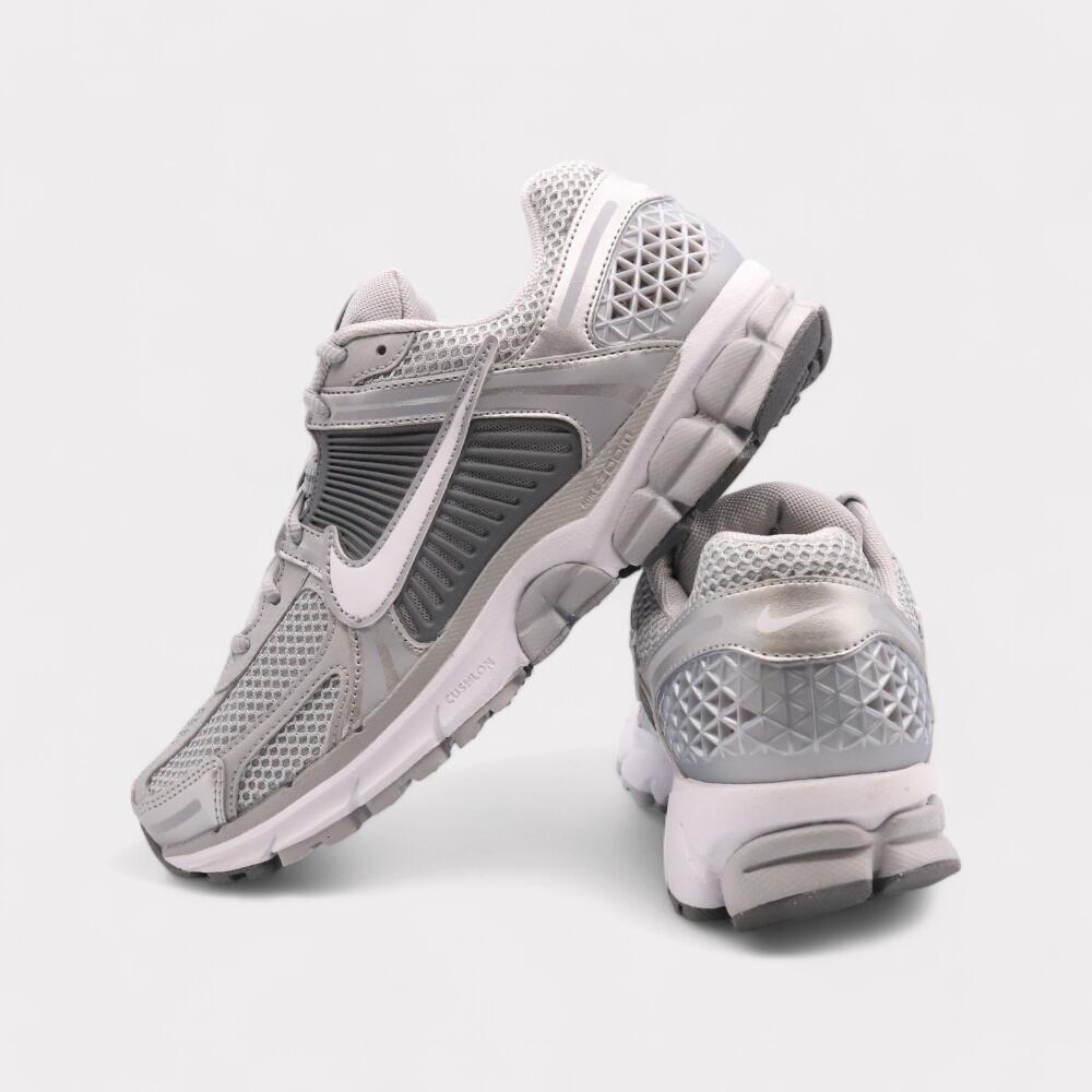 Nike Zoom Vomero 5 Cool Grey 3/5