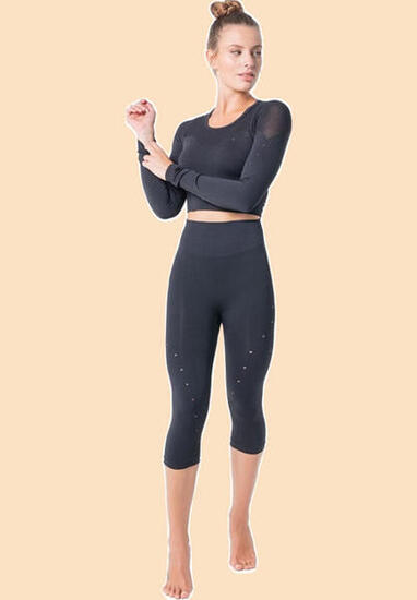 Legging y top de sport avec effet mouleur.