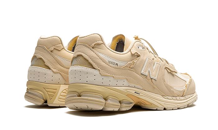 New Balance 2002R Protection Pack Sandstone Turtledove 2/4