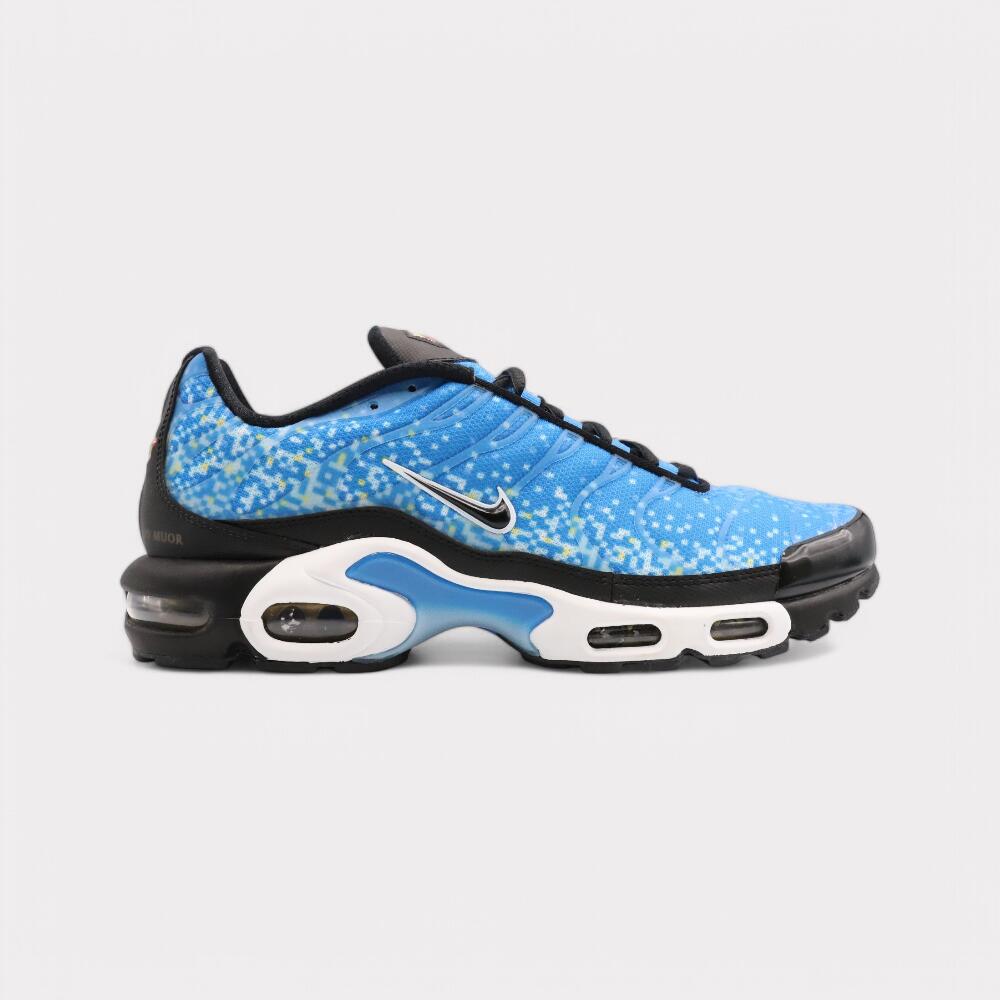 NIKE picture