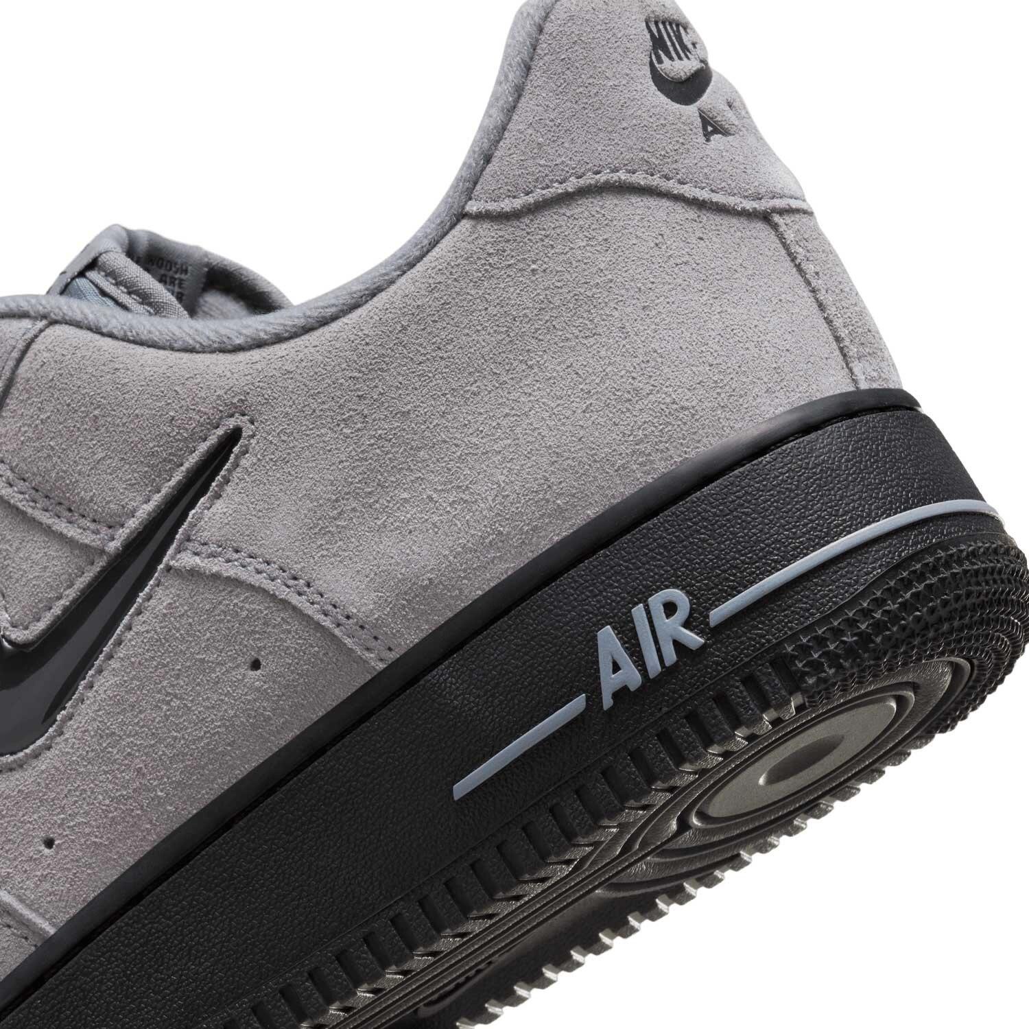 Chaussures De Sport Homme Nike Air Force 1 '07 6/7