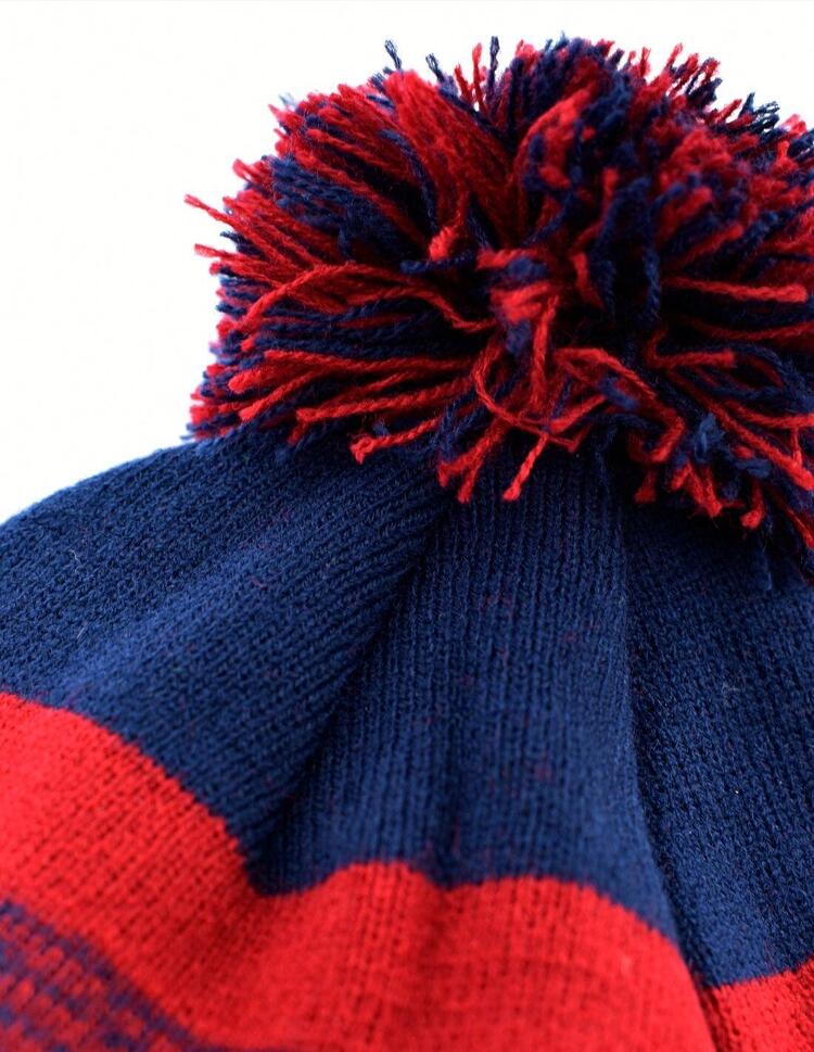 Czapka FC Barcelona dziecięca beanie - oficjalna licencjonowana