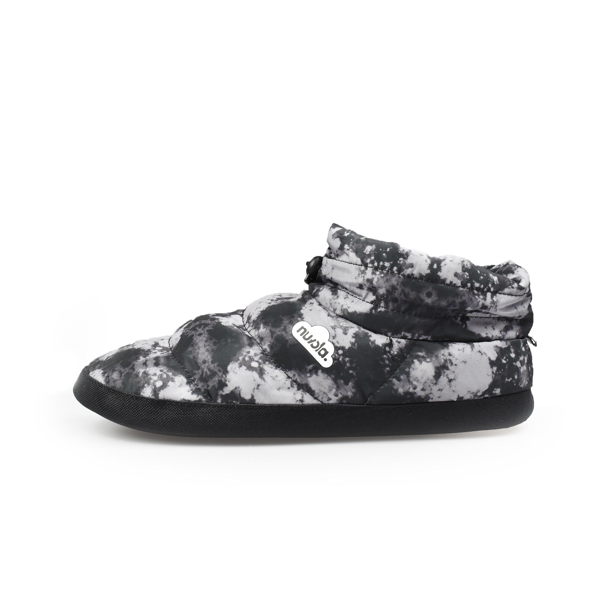 Chaussons unisex Nuvola de couleur noir avec semelle en gomme 3/6