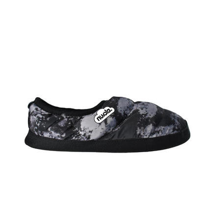 Chaussons unisex Nuvola de couleur noir avec semelle en gomme