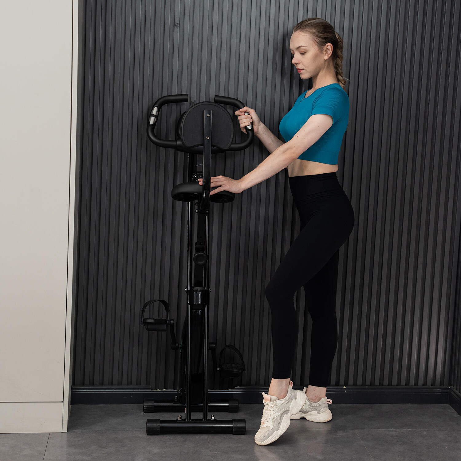 Heimtrainer Klappabr, X-Bike, 8 Widerstandsstufen, Kompakt und Leise 7/7