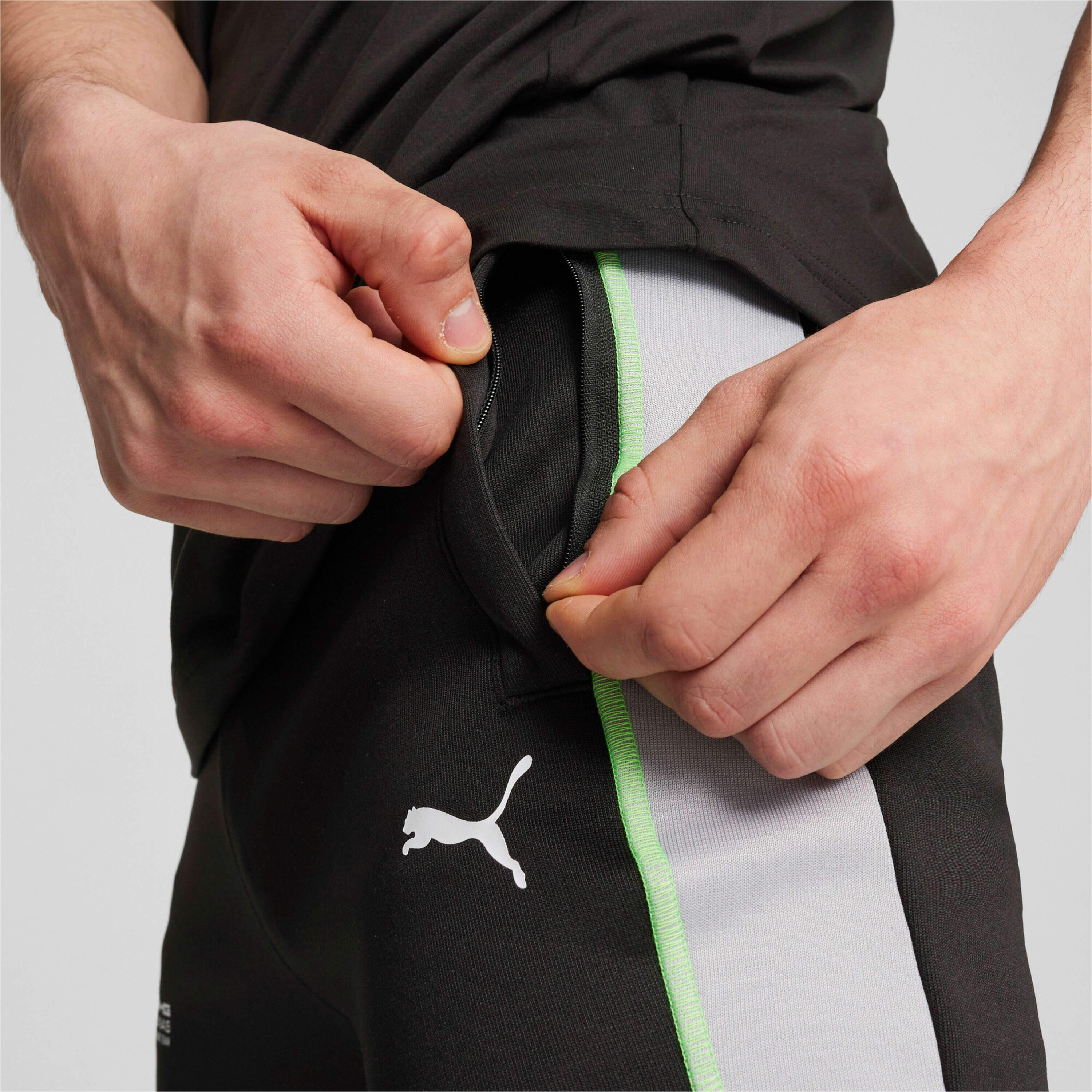 Pantalon de survêtement coupe slim Puma MAPF1 MT7+ Track 6/7