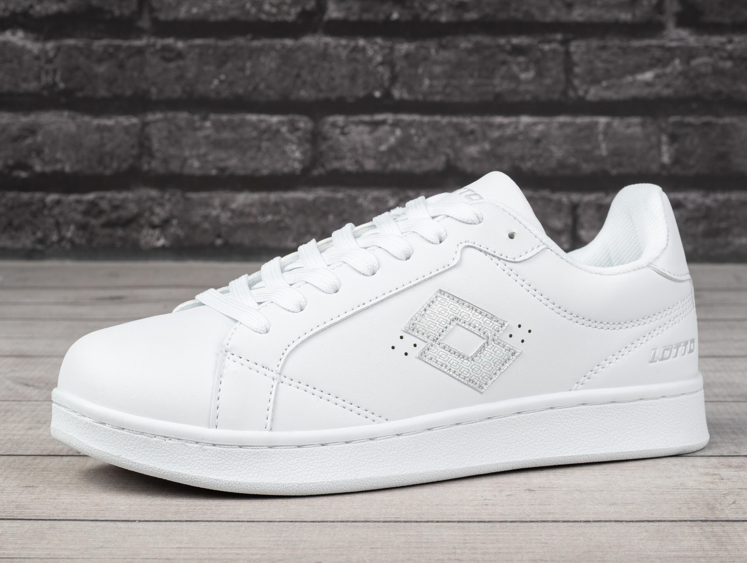Buty damskie sportowe do chodzenia Lotto JAMBOL GC 3/7