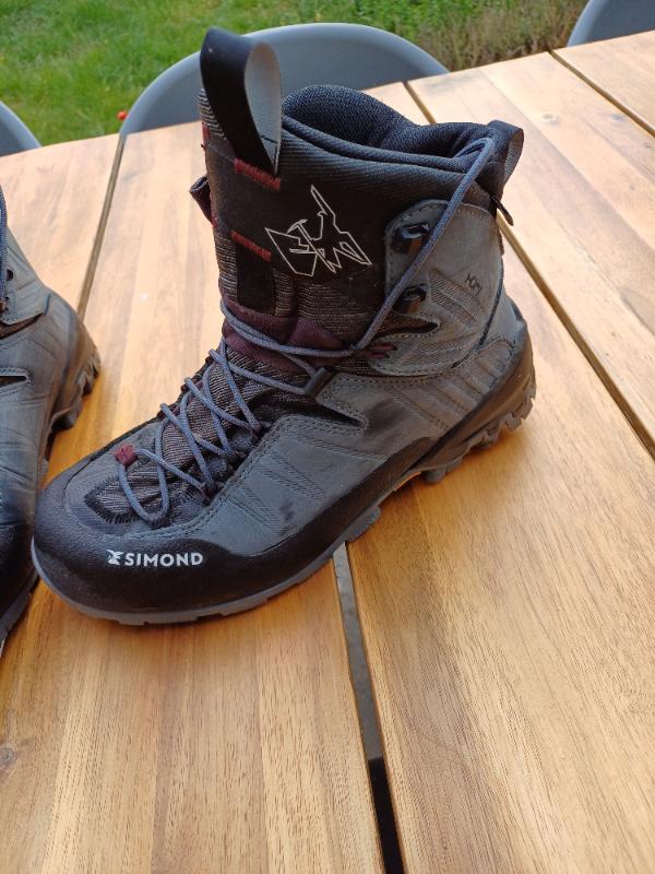 Entre Particuliers - Chaussures de trekking en cuir imperméable Forclaz 2/4