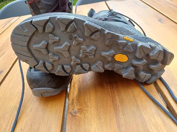 Entre Particuliers - Chaussures de trekking en cuir imperméable Forclaz 3/4