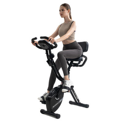 Opvouwbare hometrainer. opvouwbare hometrainer voor cardiotraining thuis