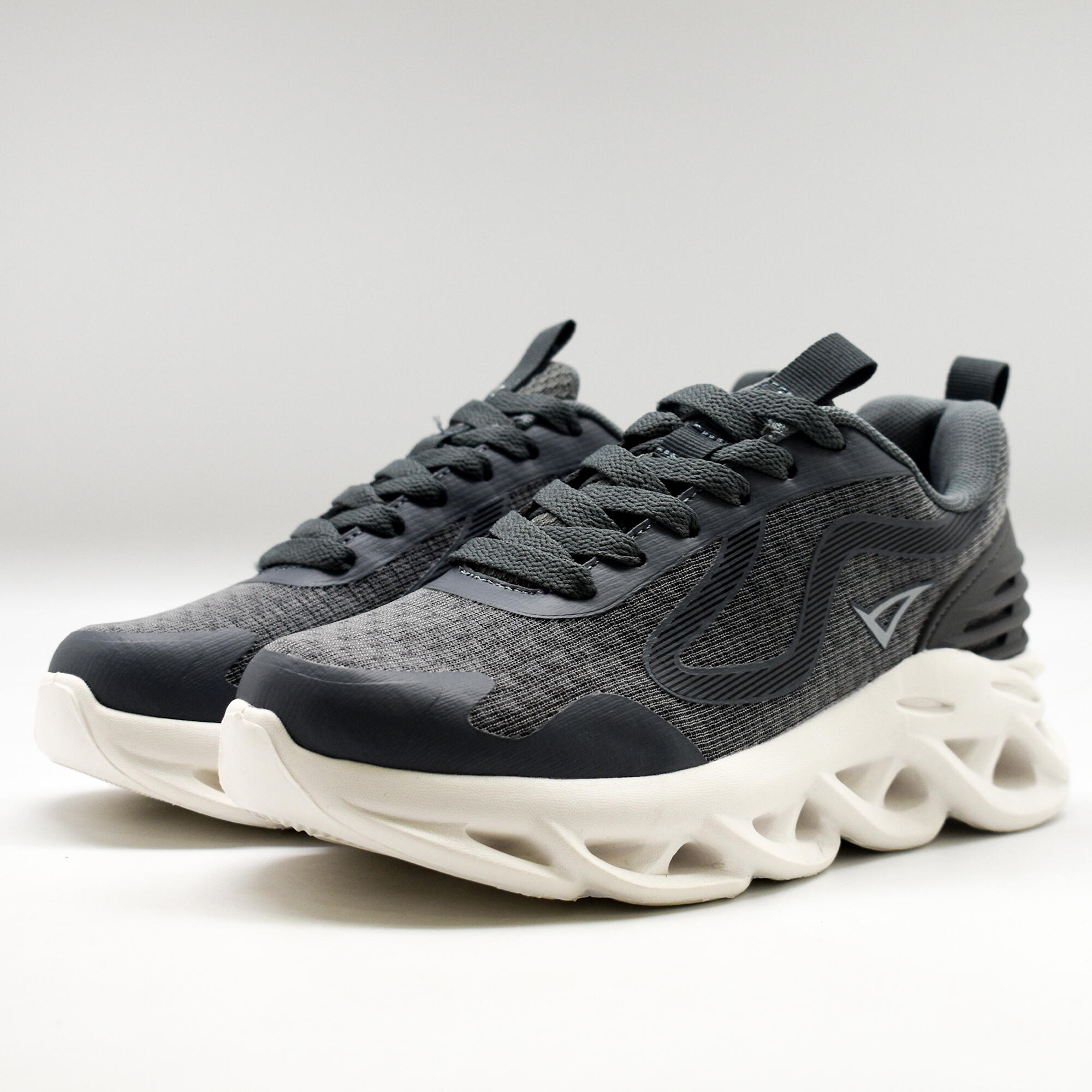 Chaussure sportive DIMU 2/6
