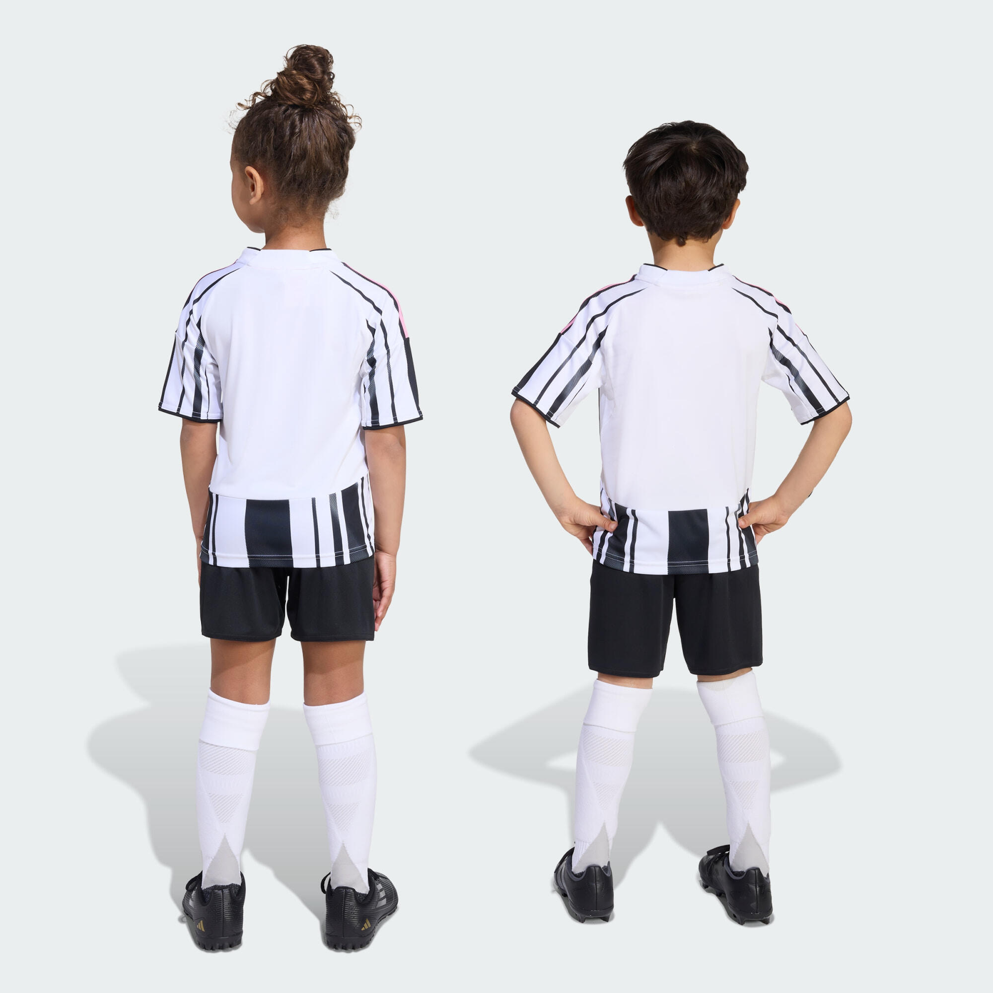 Kit Home 25/26 Mini Juventus 3/7