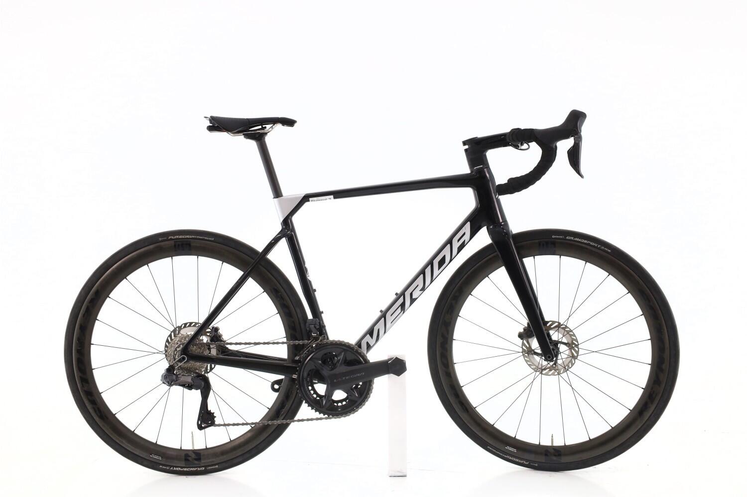 MERIDA Segunda Vida · Bicicleta estrada ·  Scultura 8000 Di2 12V · Muito bom estado
