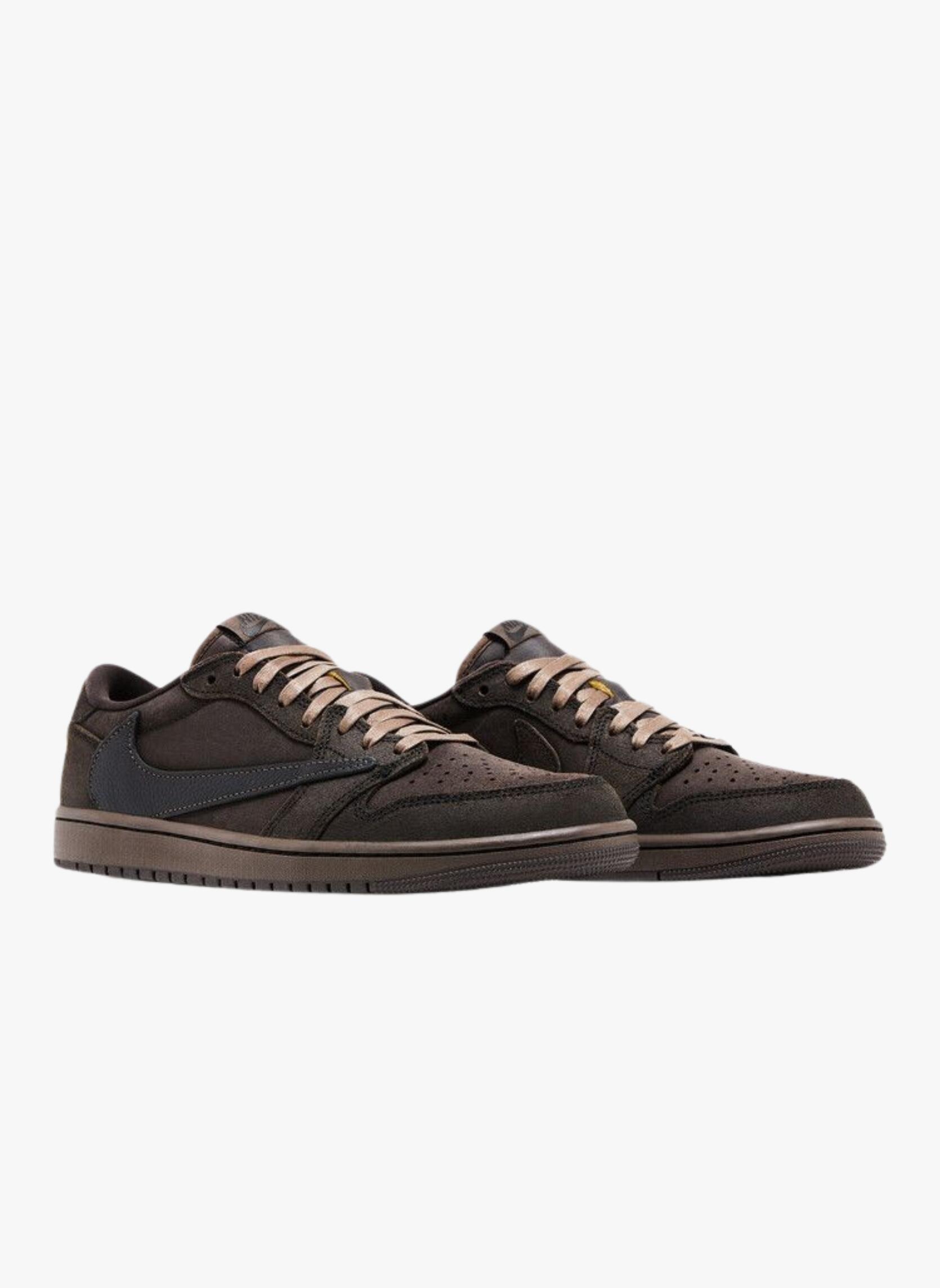 Air Jordan 1 Retro Low OG SP Travis Scott Velvet Brown 4/6