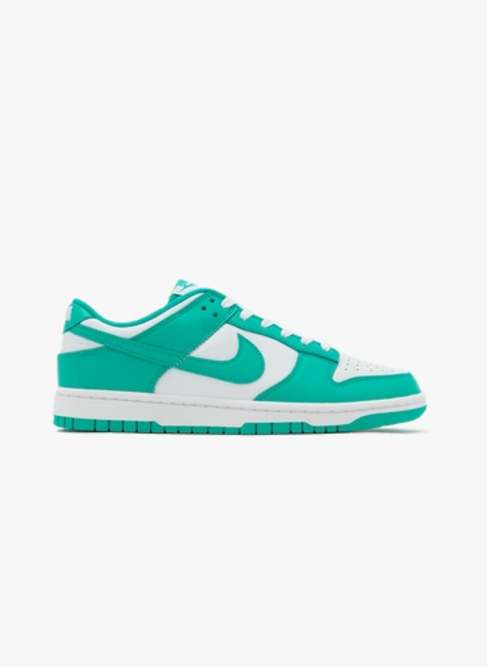 Nike Dunk Low Clear Jade 3/5
