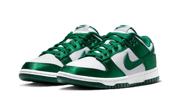 Nike Dunk Low Satin Green 2/5