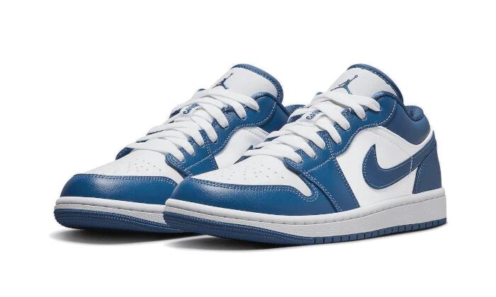 Air Jordan 1 Low Marina Blue 2/5