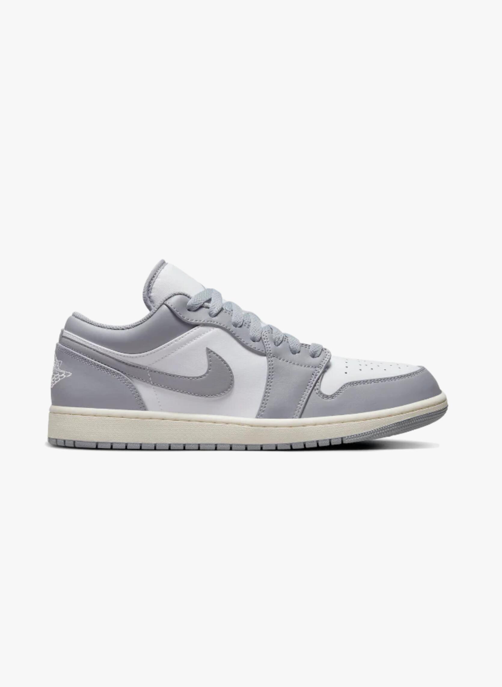 Air Jordan 1 Low Vintage Grey 3/5