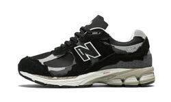 New Balance 2002R Protection Pack Black