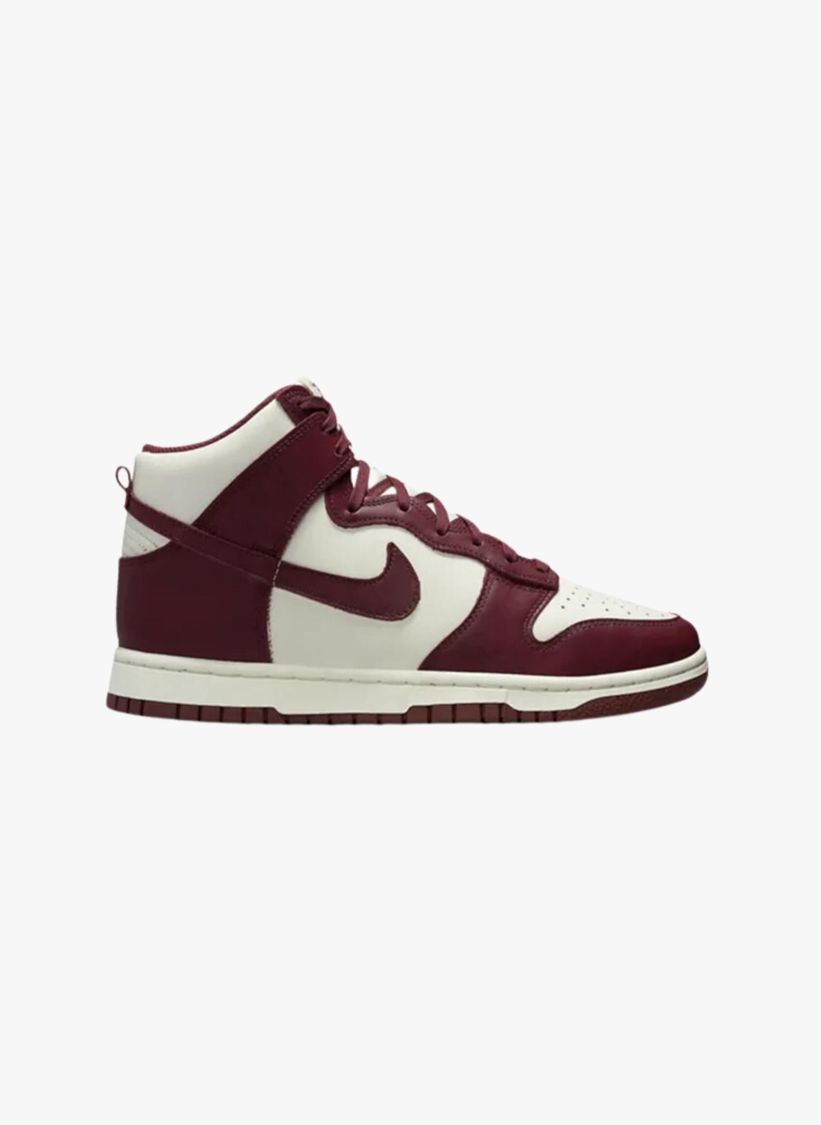 Dunk High Burgundy Crush 3/5