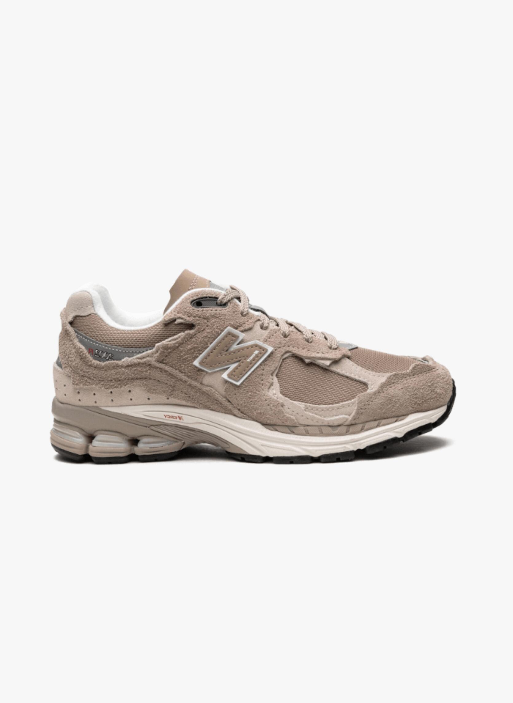 New Balance 2002R Protection Pack Driftwood 3/5