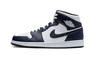 Jordan 1 mid Obsidian
