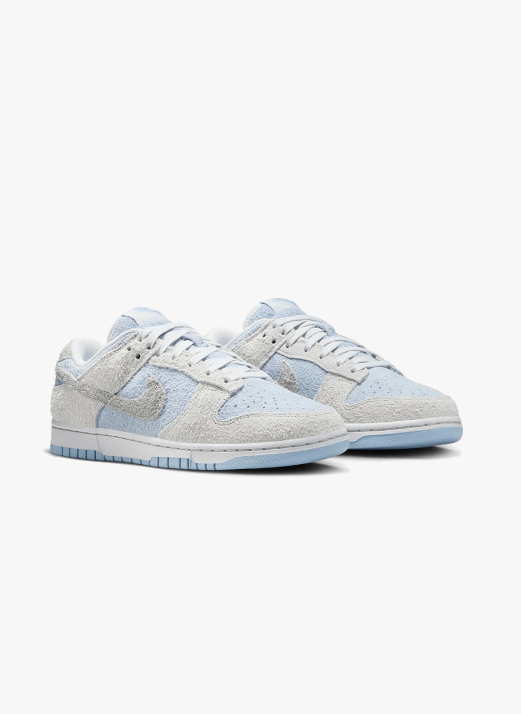 Nike Dunk Low Light Armory Blue Photon Dust Damen 4/5
