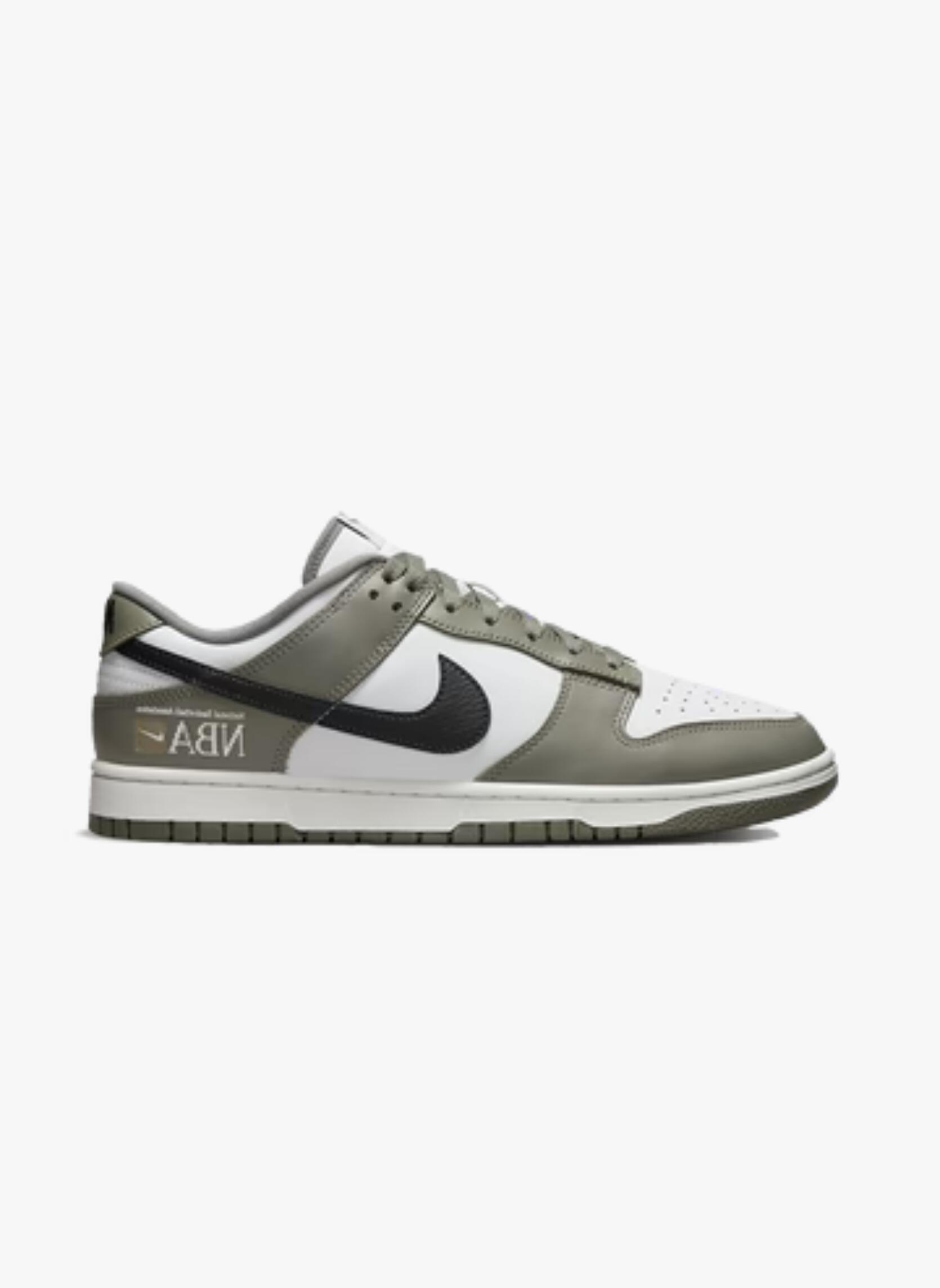 Nike Dunk Low NBA Paris 3/5