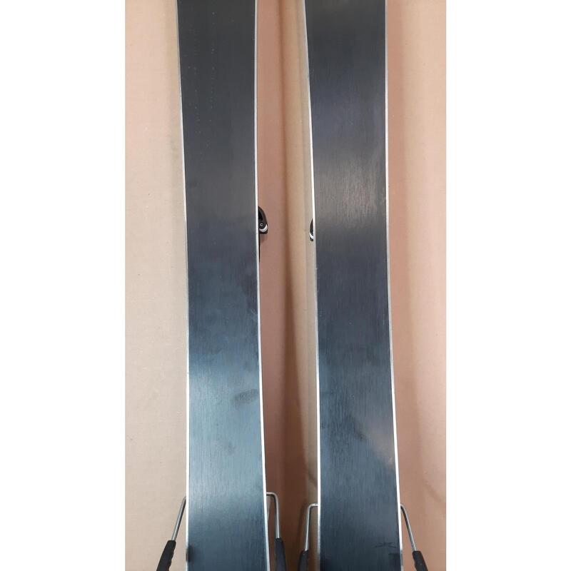 BUY BACK - DĚTSKÉ LYŽE TEAM 300 MODRÉ (117cm) - Ucházející stav - Použité