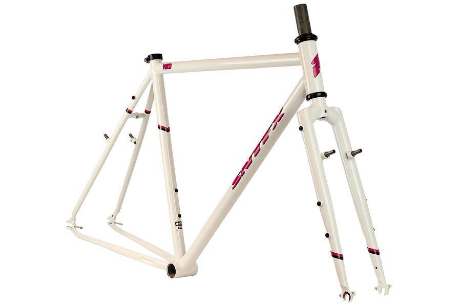 Cadre Wild White 3/7