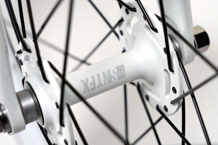 Juego Ruedas Fixie 700C 30mm + Cámaras + Cubiertas Blanca 3/4