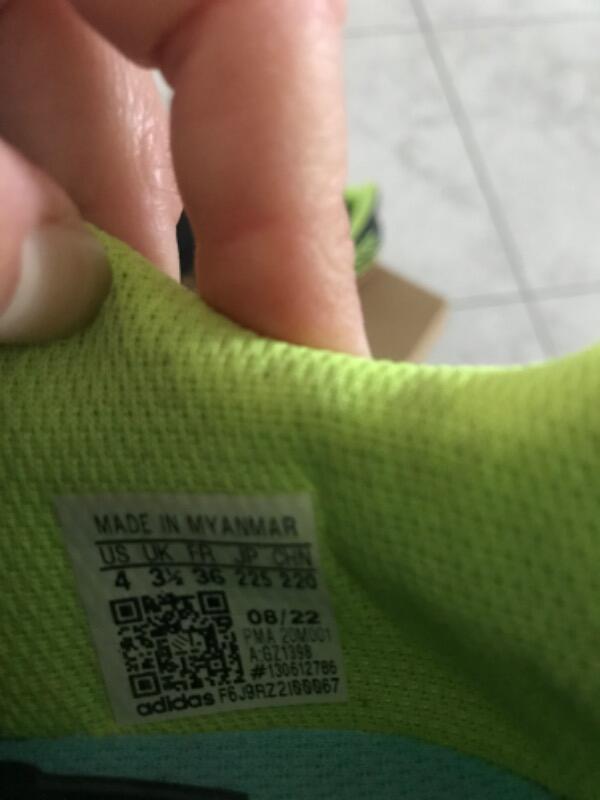 Entre Particuliers - Chaussures foot salle Adidas Copa 3/6