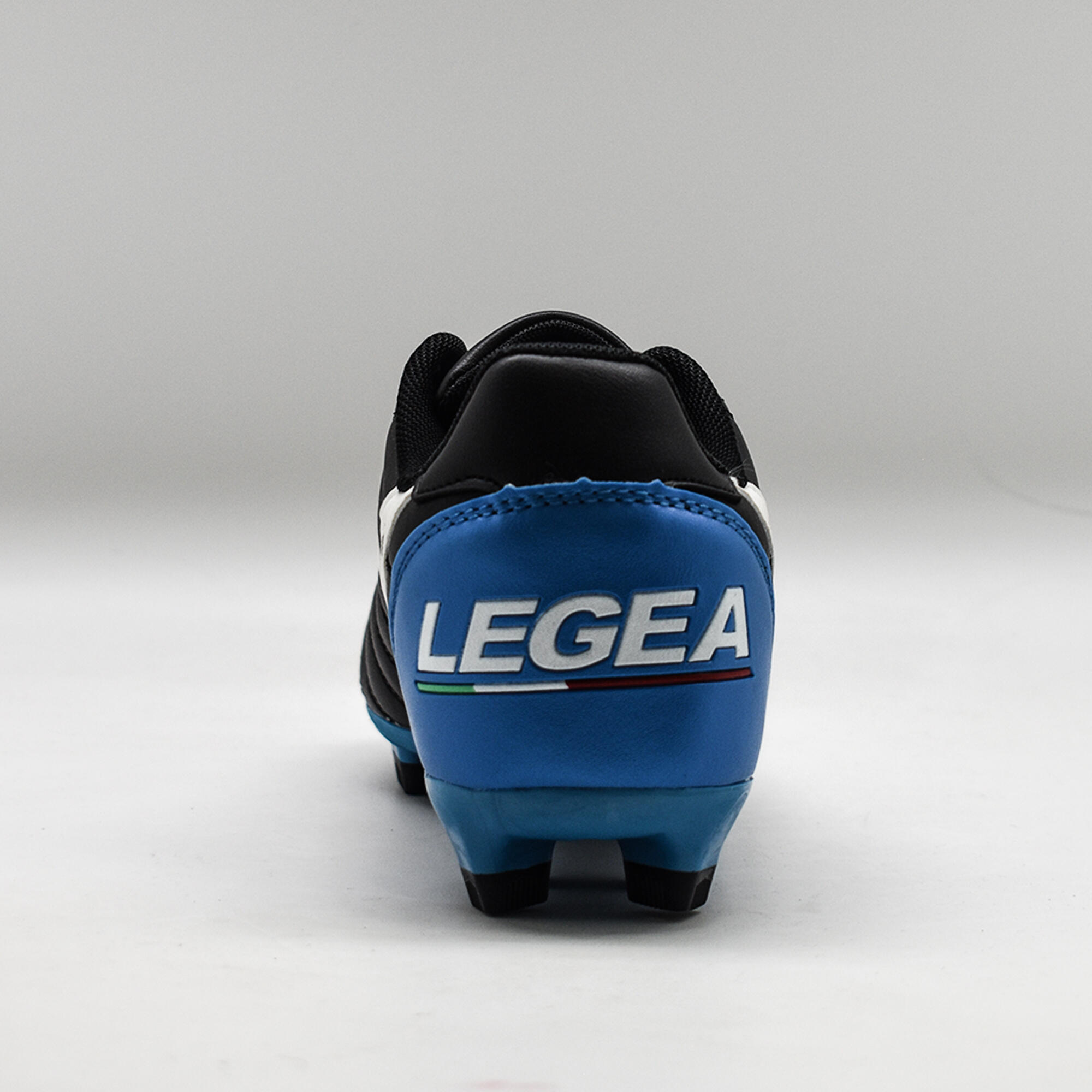 Chaussure de football LEGEA modèle DOKO 3/7