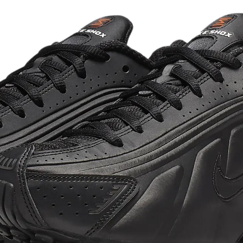 Shox R4 Black