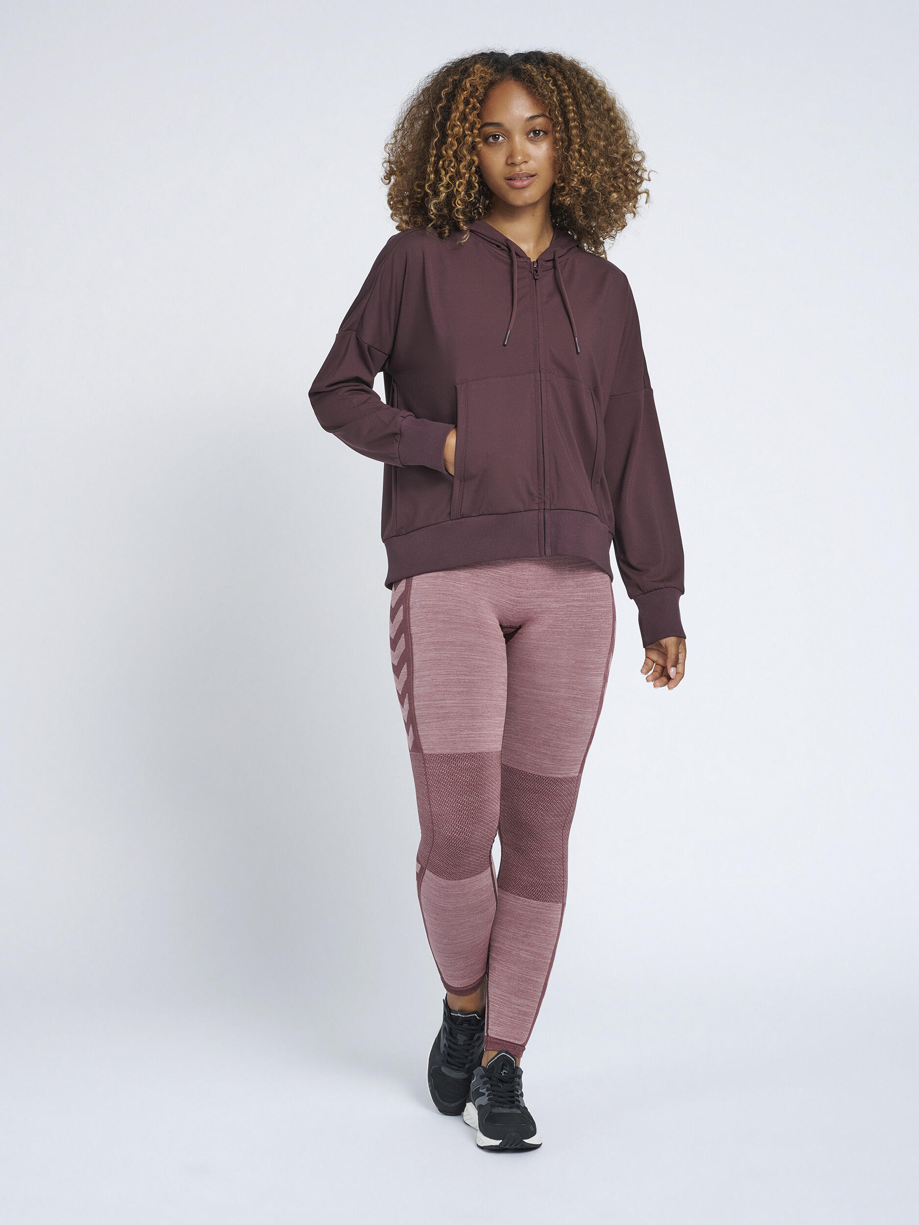 Felpa con cappuccio Hummel hmlluise loose 3/7