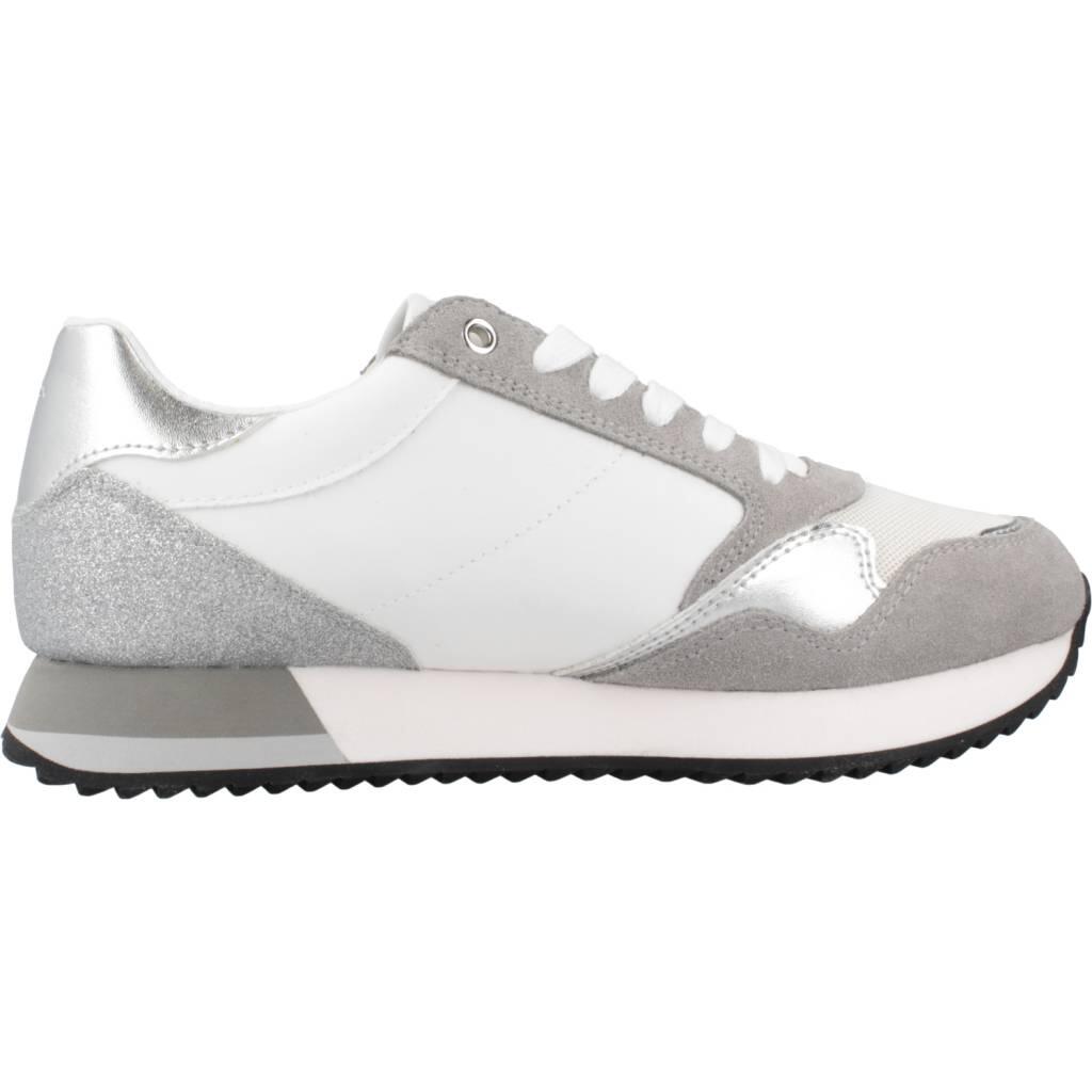 Baskets Geox Modèle D Doralea B Couleur Blanc 4/5
