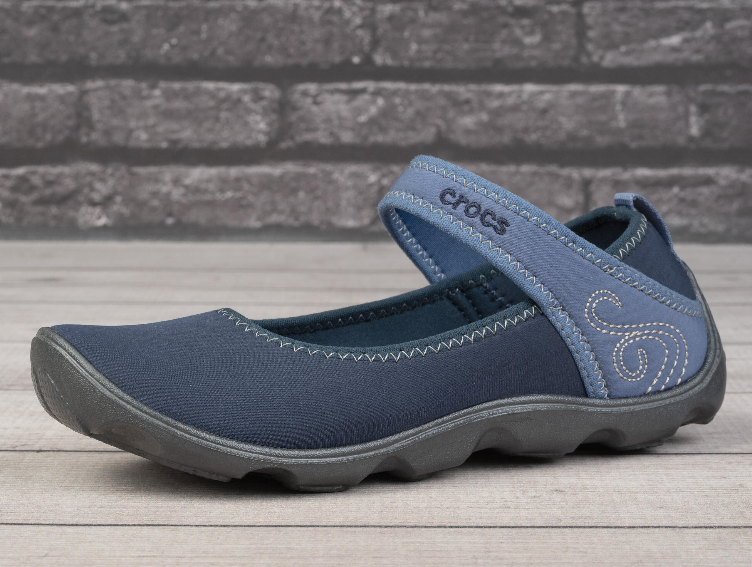 Buty unisex Crocs DUET BUSY DAY MARY JANE 3/7