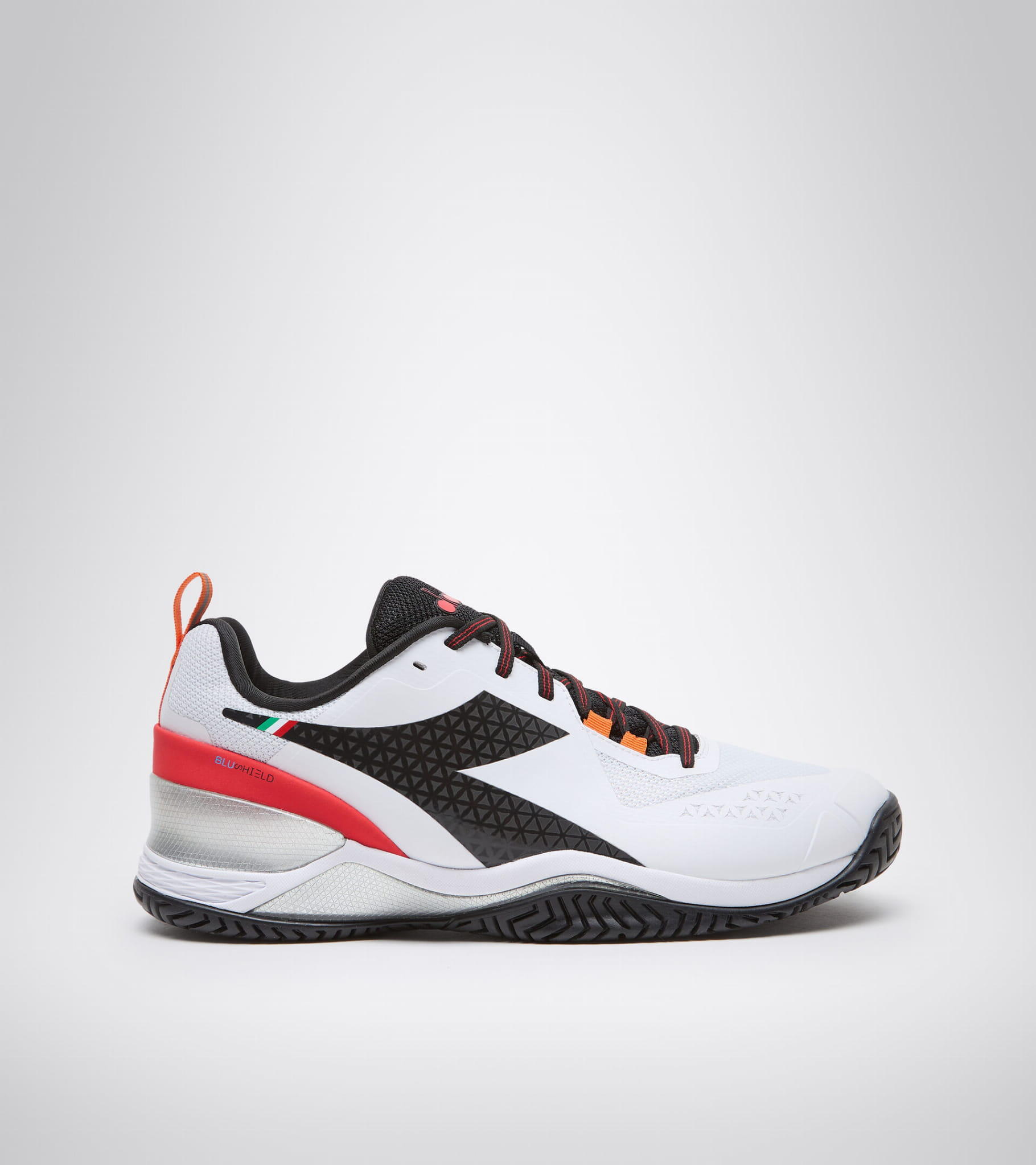DIADORA picture