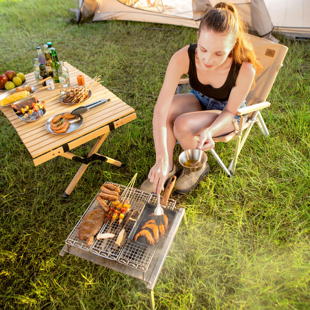 Skládací kempinkový FLEX Grill pro 2-4 osoby 7/8