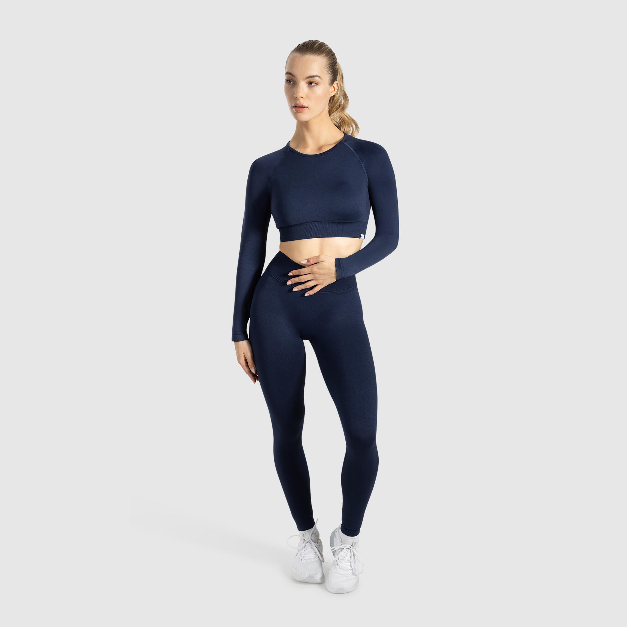 Damen Crop Longsleeve Maysa Marineblau 3/5
