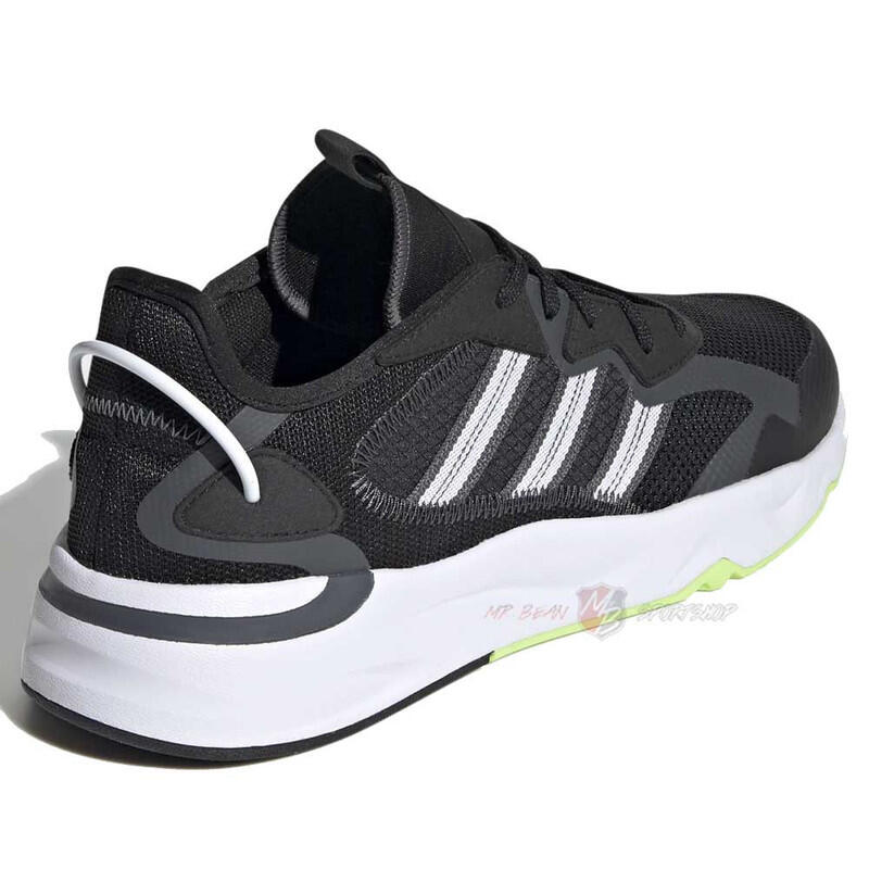 Adidas FUTUREFLOW, Scarpe da Ginnastica Uomo,Carbon Black/FT white/Gresix, 44 2/2