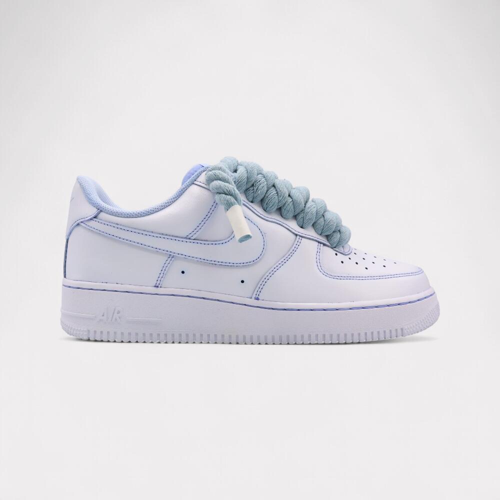 NIKE picture
