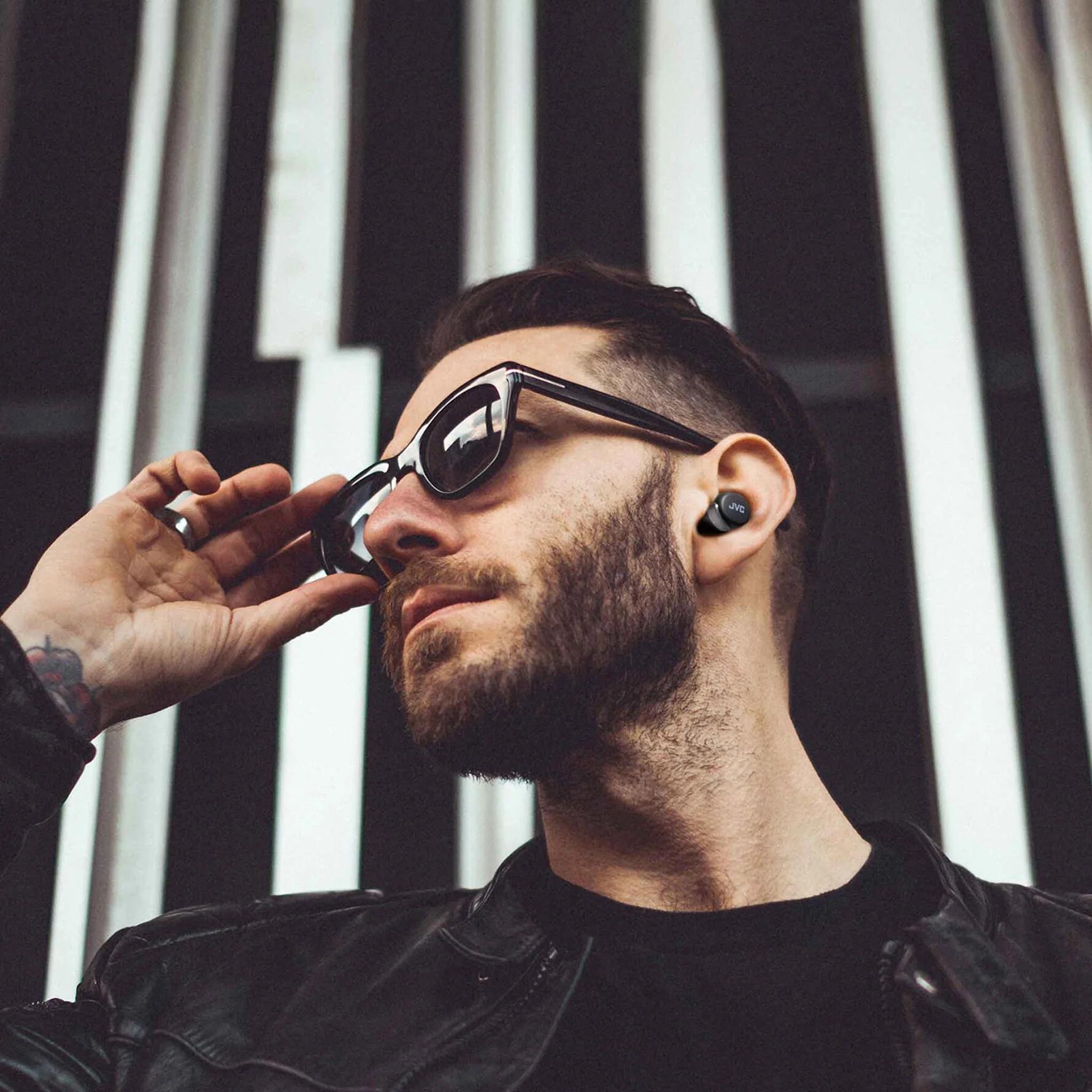 Active Noise Cancelling Wireless Earbuds Black - HAA30T2B 2/6