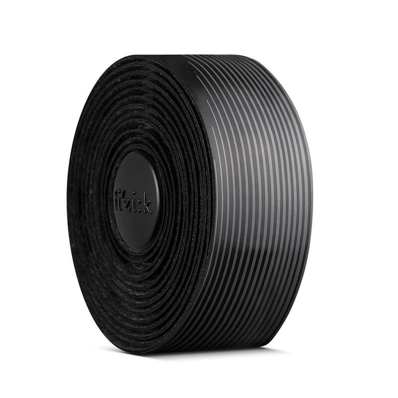 Vento Microtex 2mm Tacky - noir      3140€ 4090€ -23%    * La vente débute le 04/07/2025    FIZIK Vento Microtex 2mm Tacky - noirVendu exclusivement en ligne   