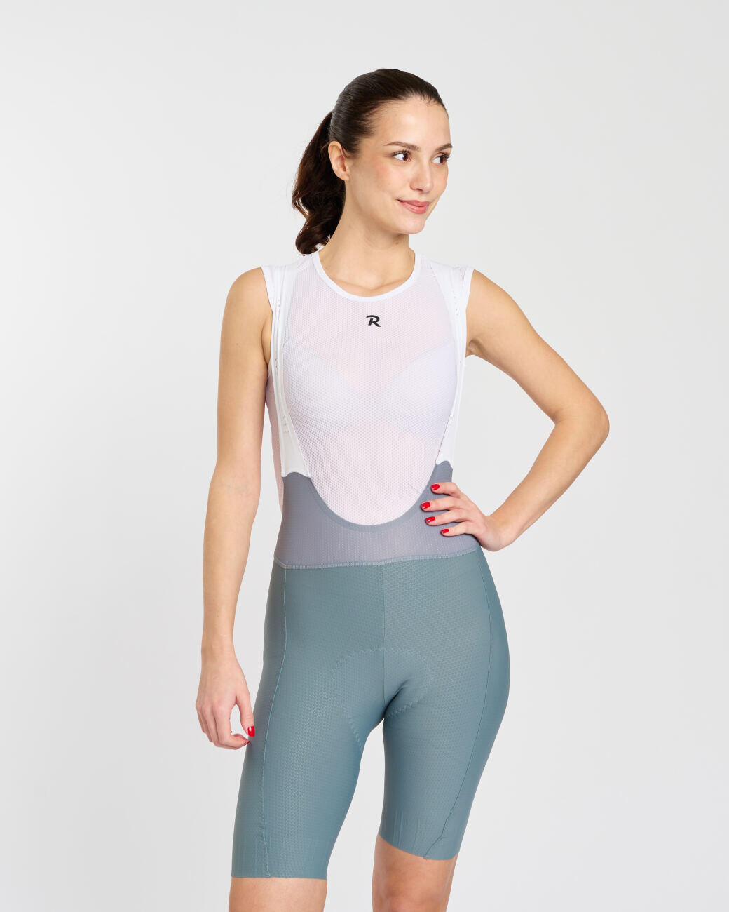 Pantaloni corti con bretelle - NOVEL PRO 2/8
