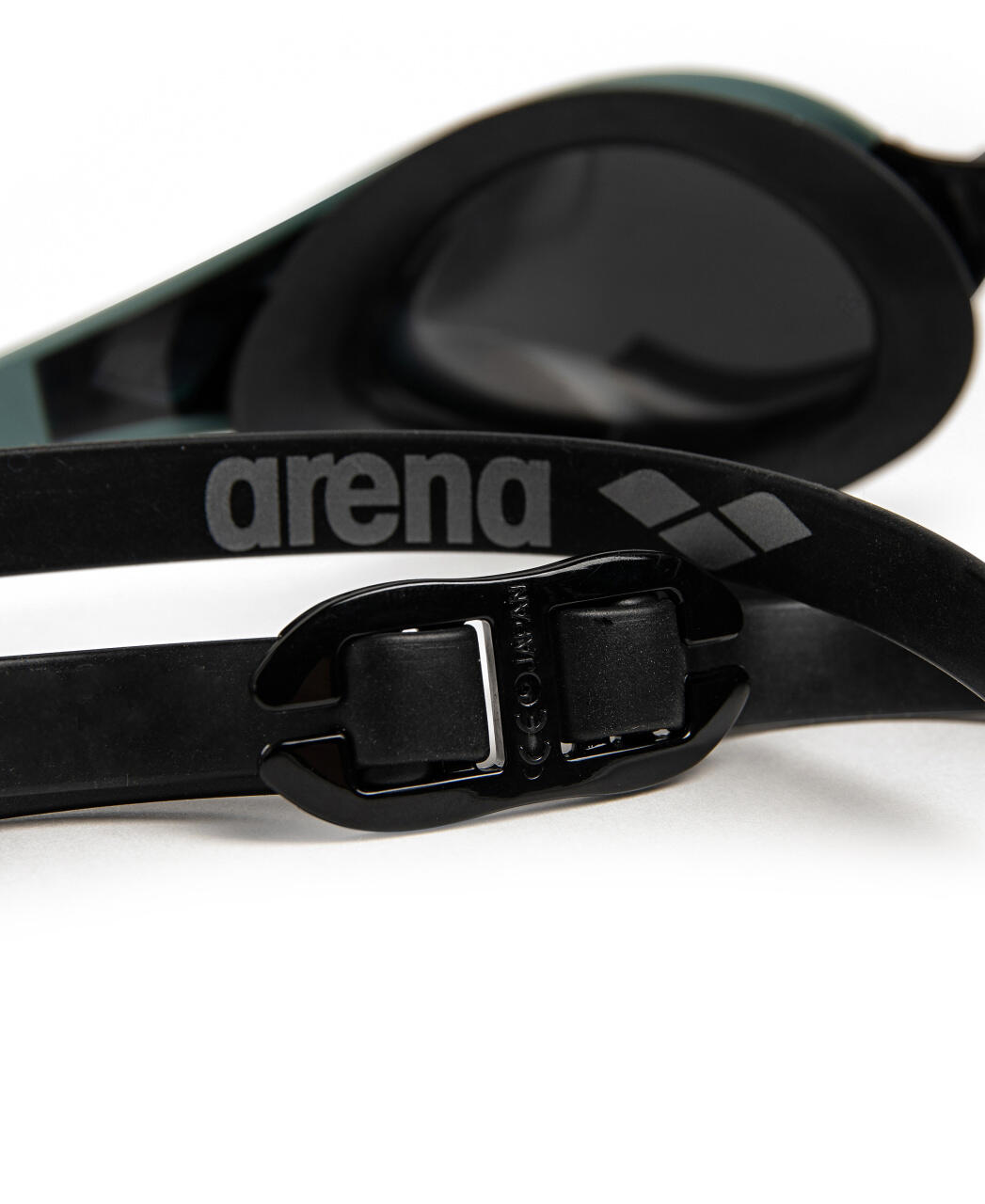 Arena Cobra Edge Swipe Schwimmbrille mit verspiegelten Gläsern in Grau-Schwarz 6/12