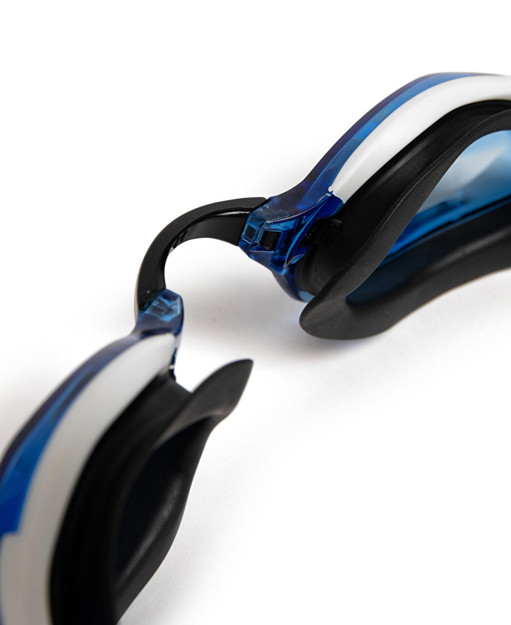Arena Cobra Edge Swipe Schwimmbrille Weiß / Schwarz 6/12