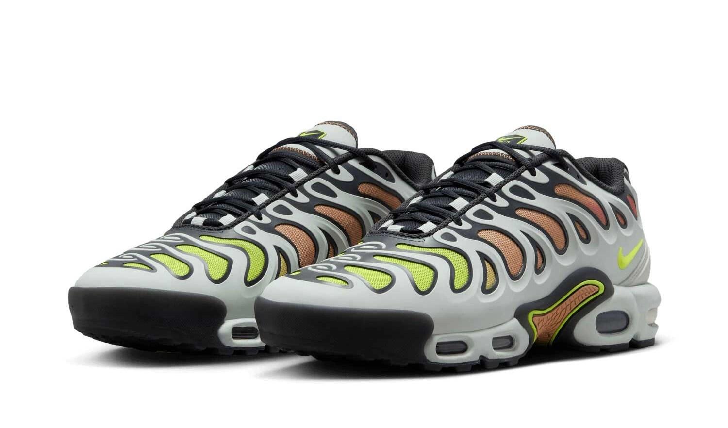 Nike Air Max Plus Drift Mens Running Trainers 1/7