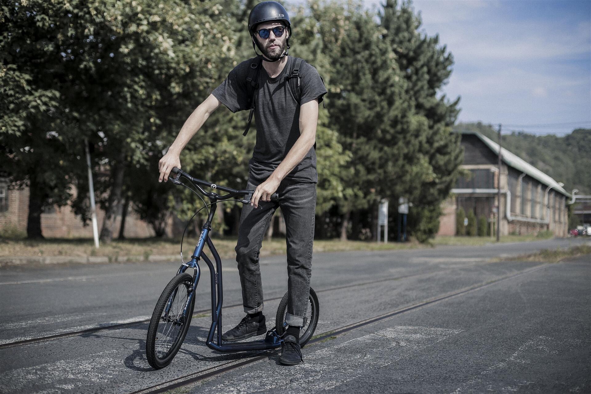 Scooter blu Yedoo Steel 2016 5/7